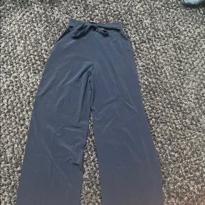 Lululemon ultra wide leg,size 6 pant black